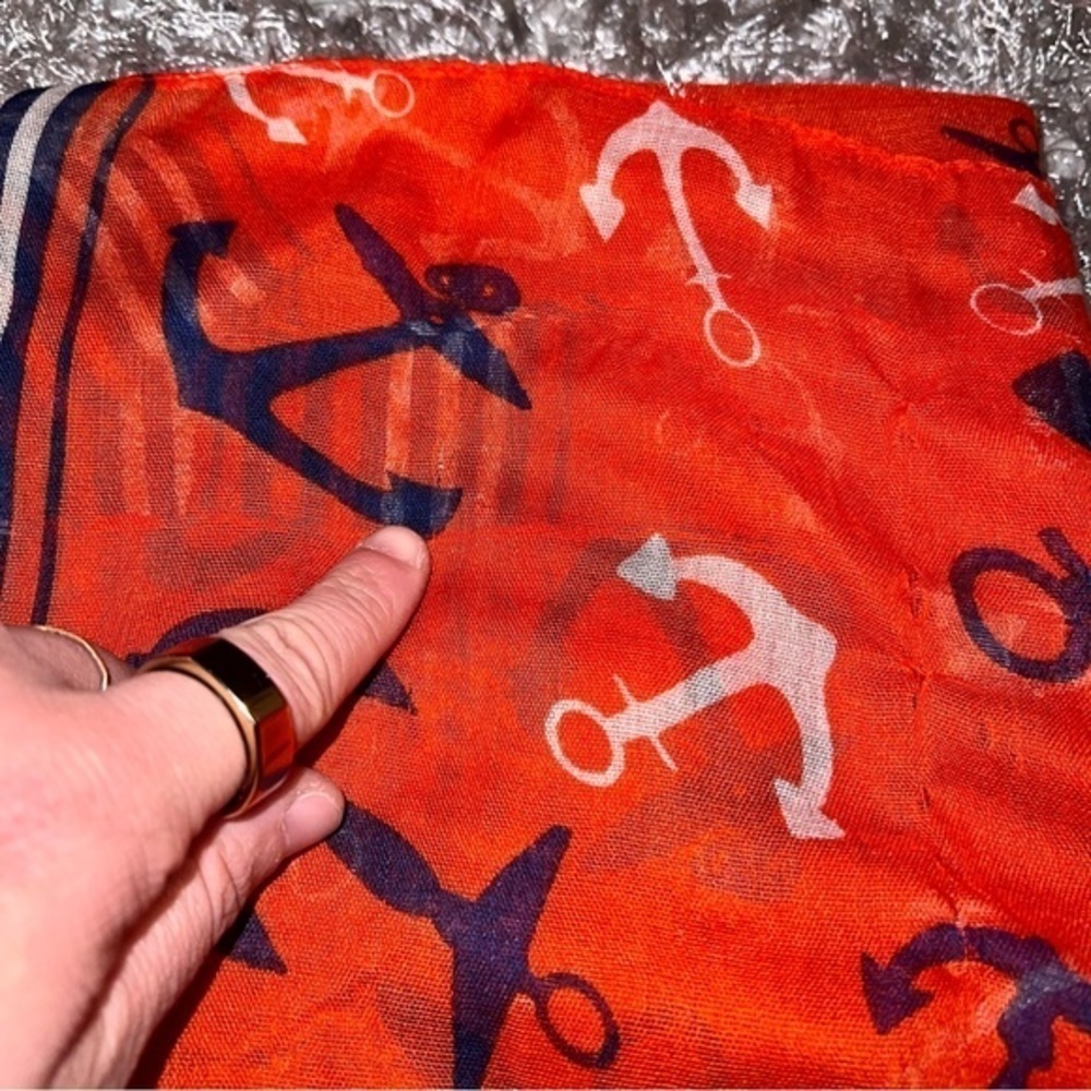 NWOT🥀 Red and Blue Anchor Scarf - Picture 4 of 7